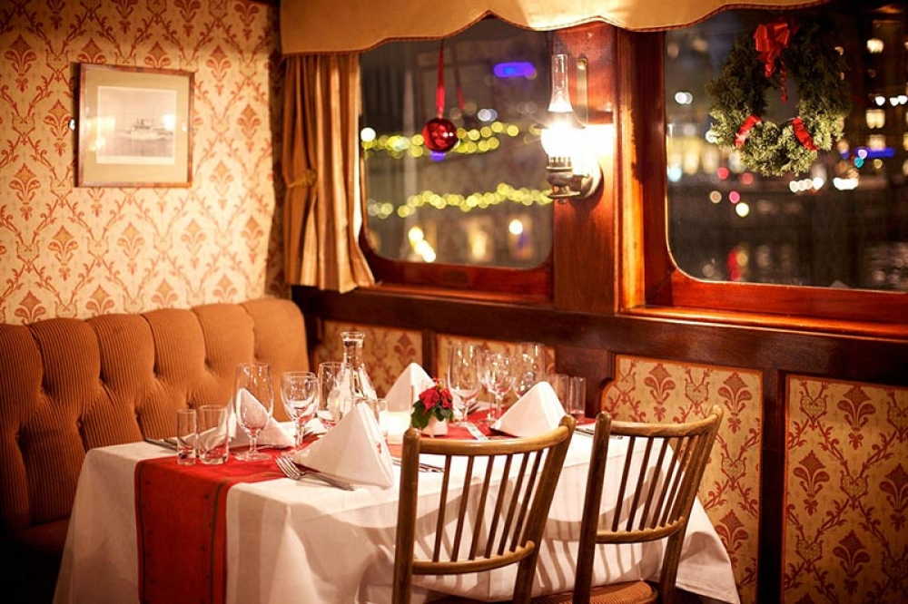 Christmas Cruise in Stockholm – The Christmas Table Your Company Will Never Forget